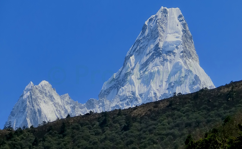 Everest Trekking